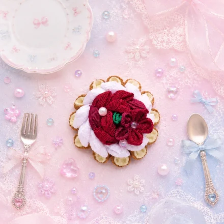 いちごタルトモチーフのお花マグネット